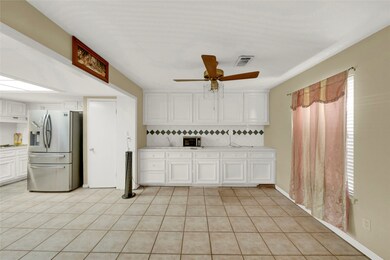 5914 Gum Grove Ln, Houston, TX 77088 - photo 6