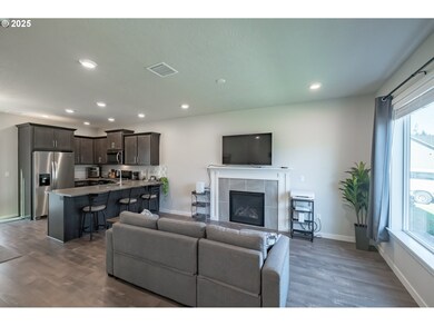 4465 Ninebark Loop, Sweet Home, OR 97386 - photo 3