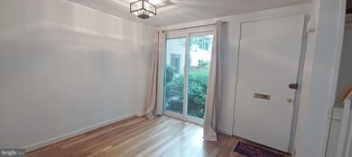 739 3rd St SW unit 406, Washington, DC 20024 - photo 3