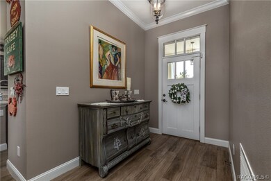 Entry way foyer