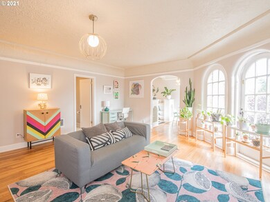 711 NE Randall Ave unit 307, Portland, OR 97232 - photo 5