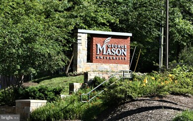 4517 Gilbertson Rd, Fairfax, VA 22032 - photo 5