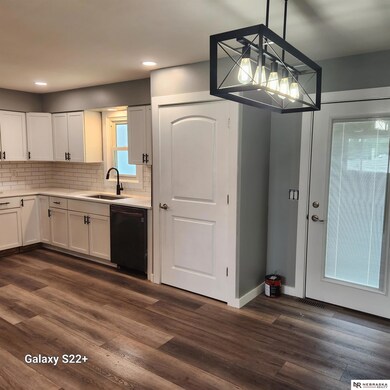 1106 N 87th St, Omaha, NE 68114 - photo 5