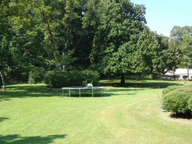 1985 Dobbs Rd 012