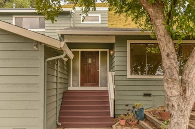 15223 Perry Ln, Morgan Hill, CA 95037 - photo 3