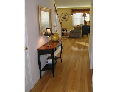 107 Bridle Cross Rd unit 107, Fitchburg, MA 01420 - photo 5