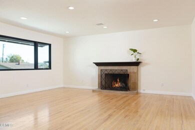 7-web-or-mls-UpmarketMedia_361Tulane-3