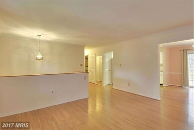 6010 Schoolhouse Woods Rd, Burke, VA 22015 - photo 4