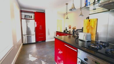 19 Harvard St unit A, Somerville, MA 02143 - photo 6