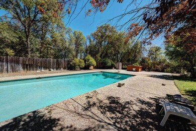 Vine Ct. Pool 4