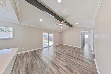 11231 Caribbean Ln, Houston, TX 77089 - photo 5