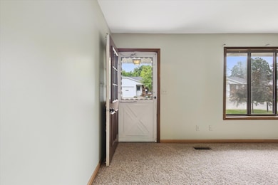 06-230-S-State-St-#134-Zeeland-MI-49464-