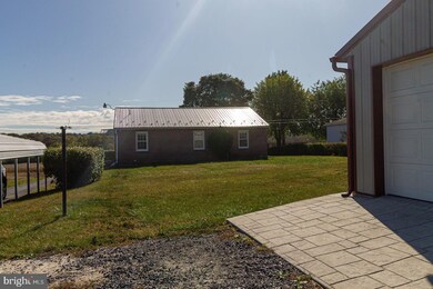 419 Twin Bridge Rd, Chambersburg, PA 17202 - photo 7