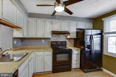 5806 Drawbridge Ct, Frederick, MD 21703 - photo 4