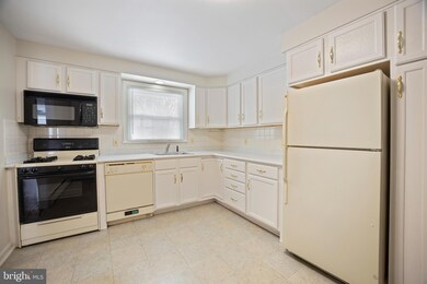412 Salisbury Rd, Wyncote, PA 19095 - photo 6