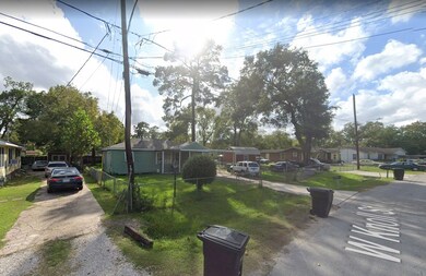 6826 W Knoll St, Houston, TX 77028 - photo 4