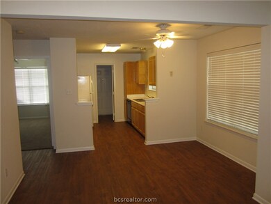 2519 Ashford Dr, College Station, TX 77840 - photo 2