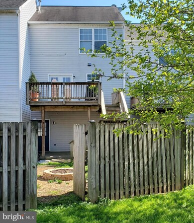 446 Blossom Ln, Frederick, MD 21701 - photo 3