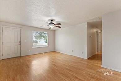 1022 W Hawaii Ave, Nampa, ID 83686 - photo 7
