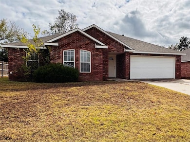 2205 Gray Dove Dr, Shawnee, OK 74804 - photo 2