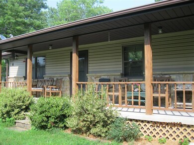 818 Pole Ridge Rd, Somerset, KY 42501 - photo 2