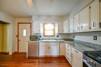 874 Chestnut St, Nelsonville, OH 45764 - photo 7