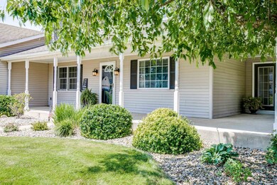 57167 Pine View Dr, South Bend, IN 46619 - photo 2