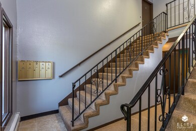Spacious entry way