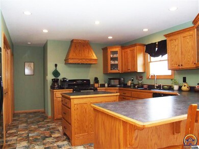 6112 NW Button Rd, Topeka, KS 66618 - photo 5