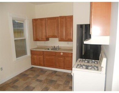 487 Quincy St, Dorchester, MA 02125 - photo 2