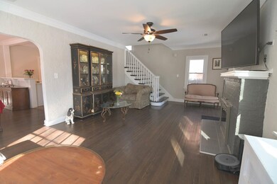 1418 N Jackson St, Waukegan, IL 60085 - photo 3