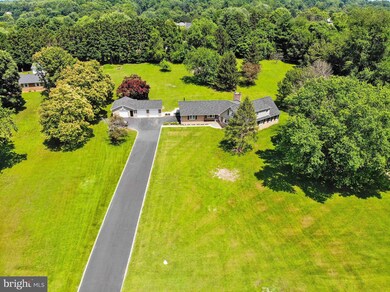 11803 Crown Dr, Dunkirk, MD 20754 - photo 4