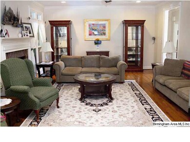 FAMILY ROOM/DEN