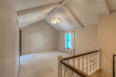 12315 W 71st St, Shawnee, KS 66216 - photo 3