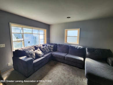 624 S Hayford Ave, Lansing, MI 48912 - photo 2