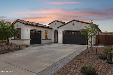 Split 3-car Garage