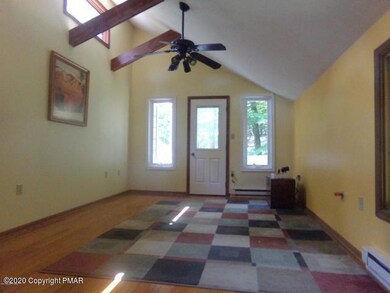 131 Swallow Ct, Bushkill, PA 18324 - photo 5