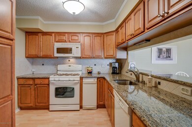 012_Kitchen