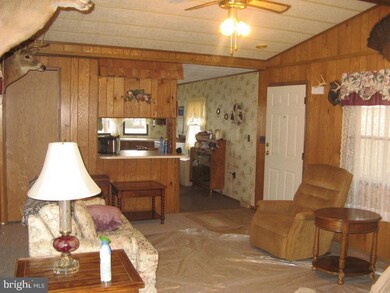 498 Chris Dr, Leola, PA 17540 - photo 3