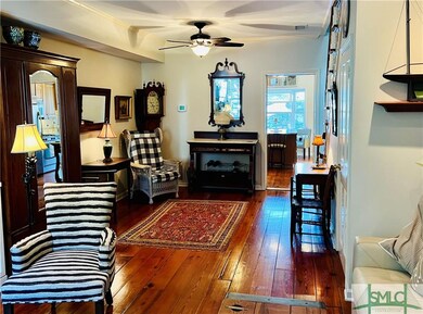 517 E Perry St, Savannah, GA 31401 - photo 2