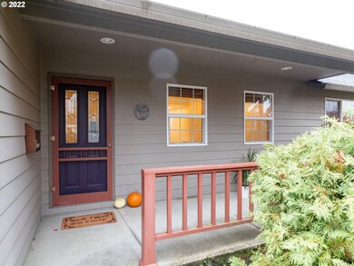 755 SE Justin St, Sheridan, OR 97378 - photo 3