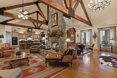 135 Serrano Ct, Weatherford, TX 76087 - photo 4