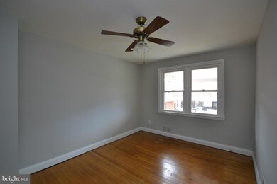 8635 Rock Oak Rd, Parkville, MD 21234 - photo 7