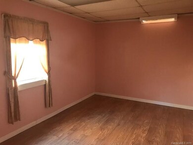 289 Swann Rd, Statesville, NC 28625 - photo 4