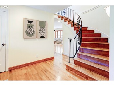 2 Yorick St, Lake Oswego, OR 97035 - photo 4