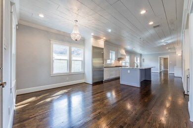 1515 Columbia St, Houston, TX 77008 - photo 3