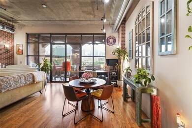 505 Bastrop St unit 403, Houston, TX 77003 - photo 7