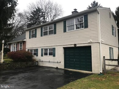 203 Penn Oak Rd, Flourtown, PA 19031 - photo 2