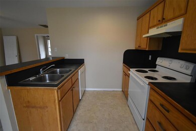 208 N Main unit C, Sadler, TX 76264 - photo 2