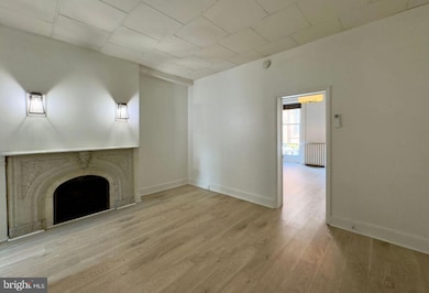 807 Park Ave unit 2, Baltimore, MD 21201 - photo 3